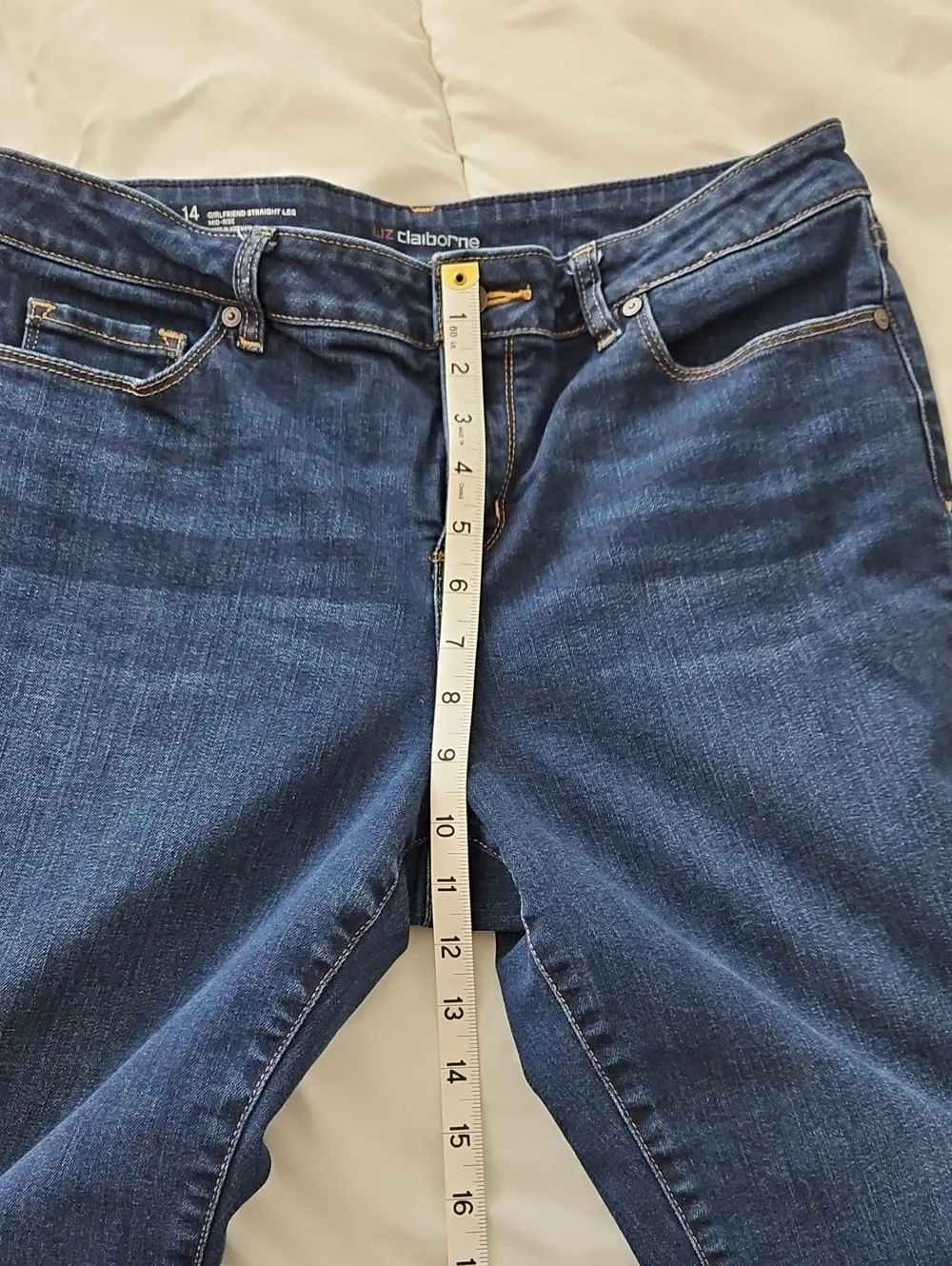 Liz Claiborne Girlfriend Straight-Leg Mid Rise Jeans ~ Size 14
